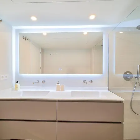 Sea Beachfront Апартаменты Марбелья