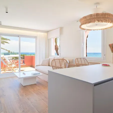 Sea Beachfront Апартаменты Марбелья
