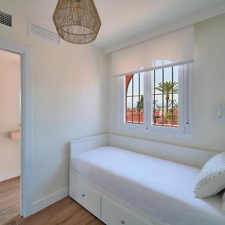 Sea Beachfront Апартаменты